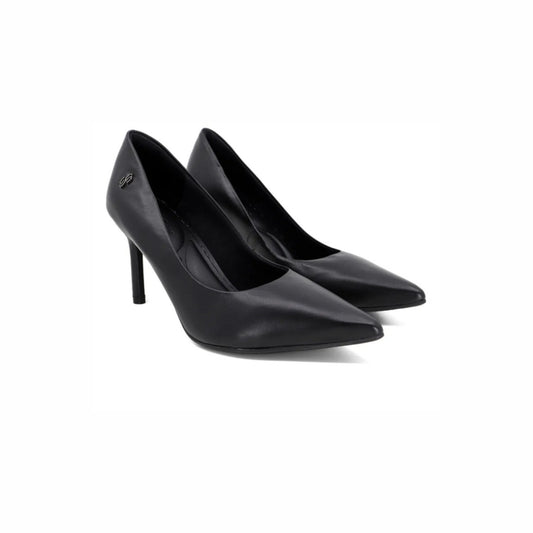 Scarpin Bico Fino Couro Preto